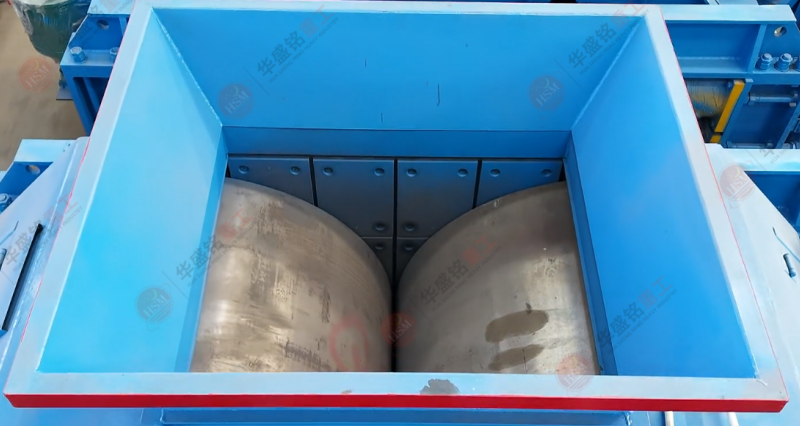 ��ʢ��Һѹ�뵯�ɶԹ����������ϵ�������Ԫ��������